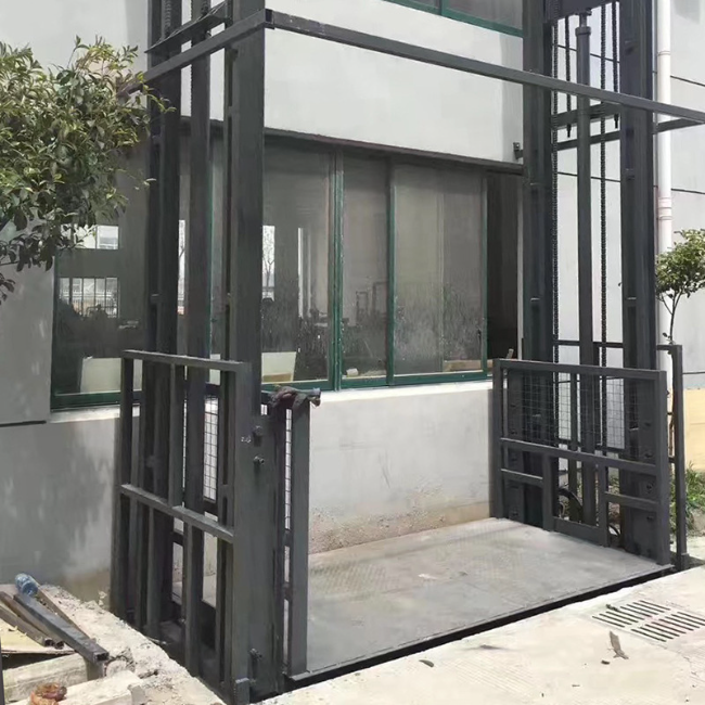 新青5吨室外升降货梯